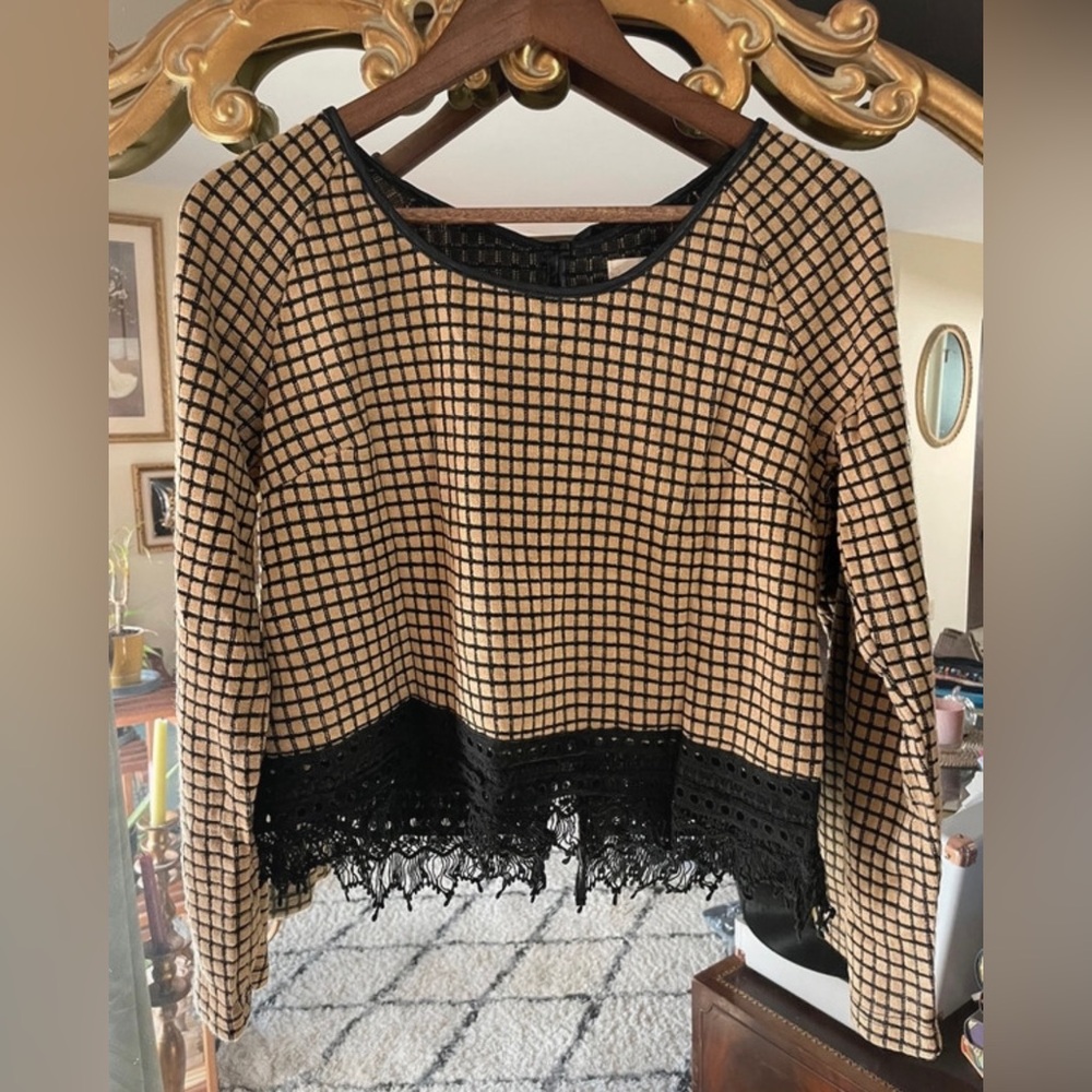 Rye Brown and Black Vintage Inspired Cropped Loose Hanging Style Blouse
